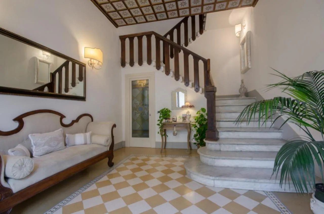 Il Sole Antico Bed and Breakfast Viareggio 0*,